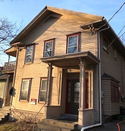 612 E Buffalo St, Ithaca, NY 14850