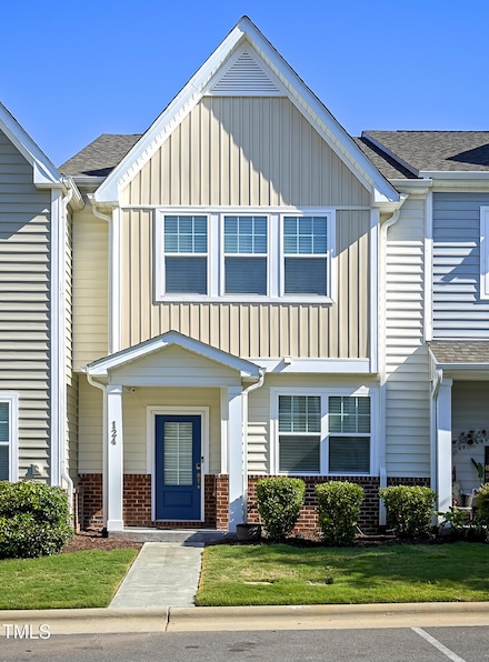 124 Shale Creek Dr, Durham, NC 27703