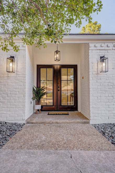 10303 Chevy Chase Dr, Houston, TX 77042