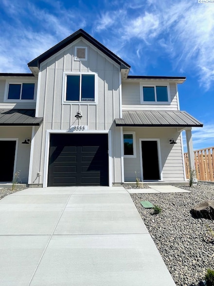 3555 W 6th Place, Kennewick, WA 99336