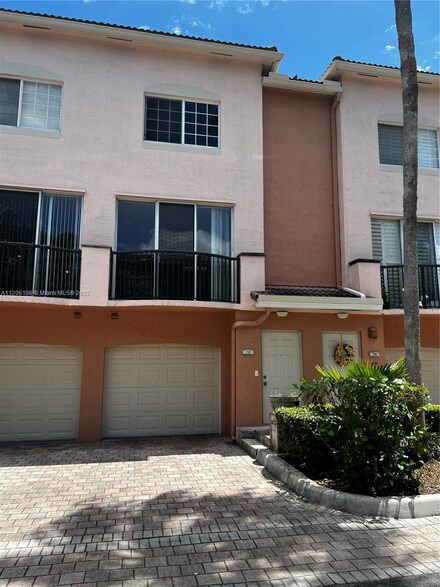 2027 SE 10th Ave Unit 7217, Fort Lauderdale, FL 33316