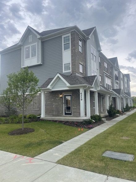 6289 Sandbelt Dr Unit 34004, Lisle, IL 60532