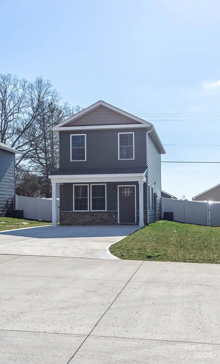 2553 Snow Creek Rd NE, Hickory, NC 28601