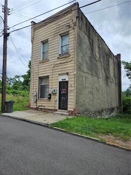 237 Wick St, Pittsburgh, PA 15219