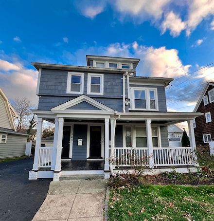 163 Laurel Place Unit 165, Bridgeport, CT 06604