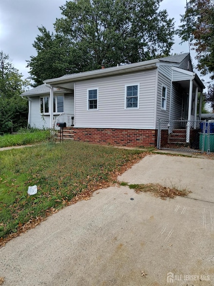 420 Avenel St, Avenel, NJ 07001