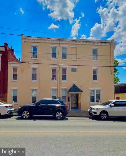 240-42 W Glenwood Ave, Philadelphia, PA 19140