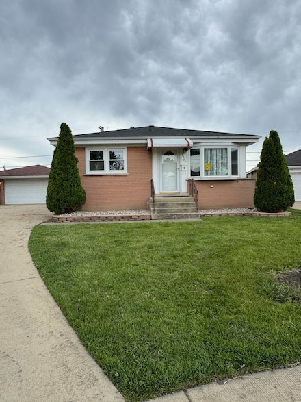 7847 W Gunnison St, Norridge, IL 60706