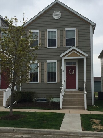 97 E Robinson Ave, Cortland, IL 60112