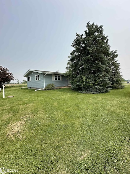 1947 Willow Blvd, Lockridge, IA 52635