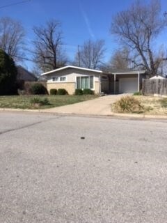 6147 N Independence St, Park City, KS 67219