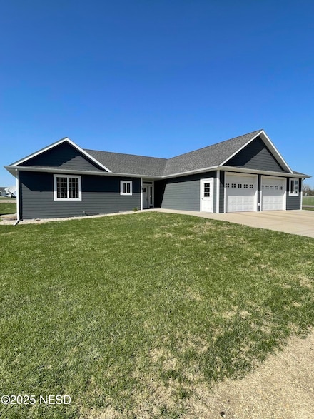 608 Redbird Ave, Hayti, SD 57241