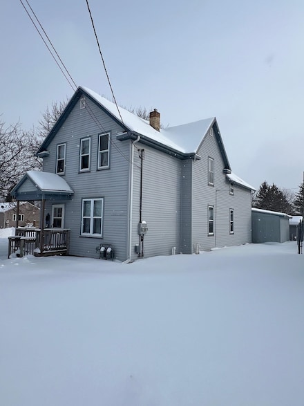 3105 Mero St, Manitowoc, WI 54220