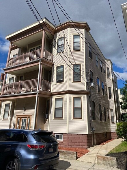 361 Washington St, Cambridge, MA 02139