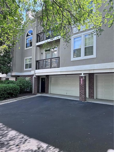 4244 River Green Dr NW Unit 111, Atlanta, GA 30327