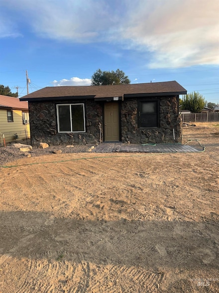 556 Gardner Ave, Twin Falls, ID 83301