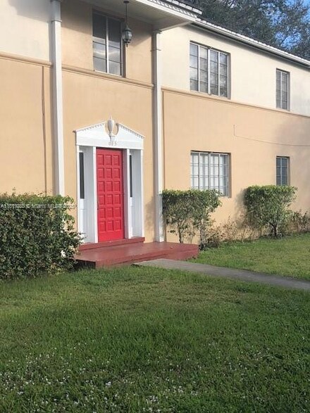 619 Anastasia Ave Unit 3, Coral Gables, FL 33134