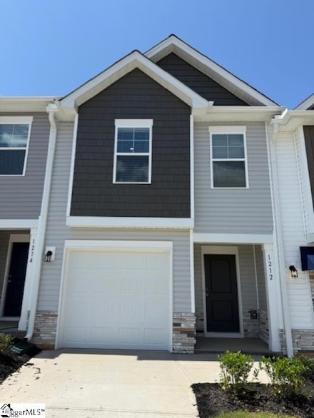 1212 Forestbrook Ln, Spartanburg, SC 29303
