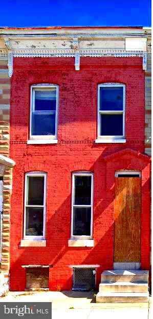 2104 W Fayette St, Baltimore, MD 21223