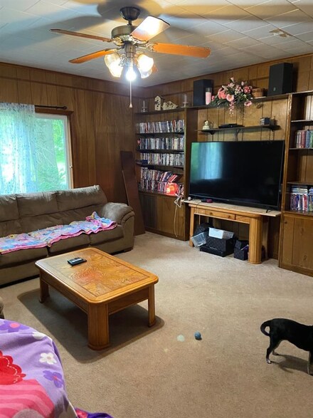 709 N Mckinley St, Milton, IA 52570