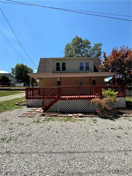 304 Crawford Ave, Hiller, PA 15444