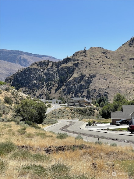 9988 Saska Way, Entiat, WA 98822