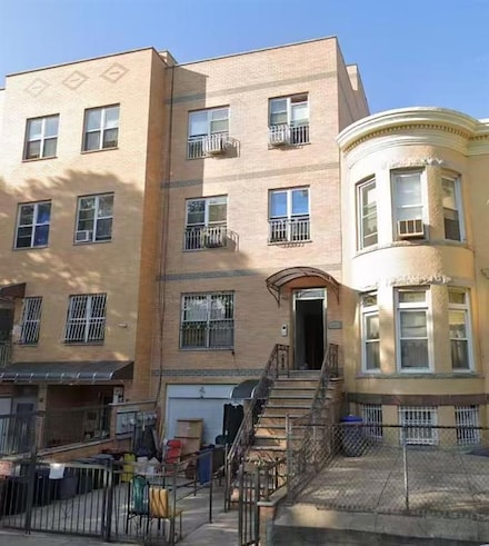 959 55th St, Brooklyn, NY 11219