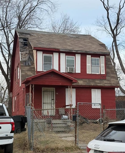 28 W Montana St, Highland Park, MI 48203