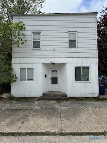1202 Idaho St, Toledo, OH 43605