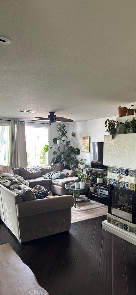 29422 Falling Leaf Dr, Lake Elsinore, CA 92530