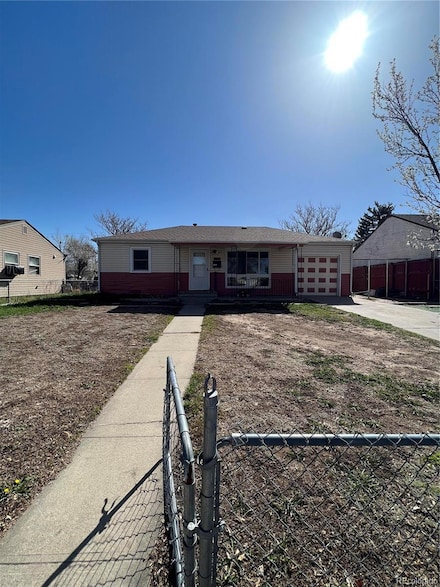 770 Kenton St, Aurora, CO 80010