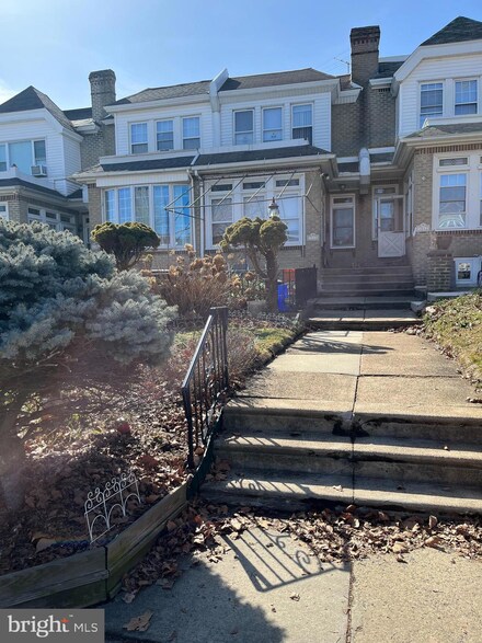 3544 Oakmont St, Philadelphia, PA 19136