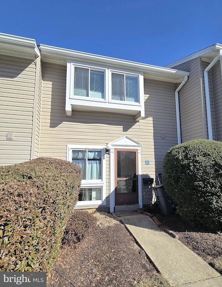 290 Hilltop Ln, Annapolis, MD 21403