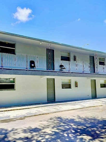 113 NW 27th Ave Unit 7, Fort Lauderdale, FL 33311