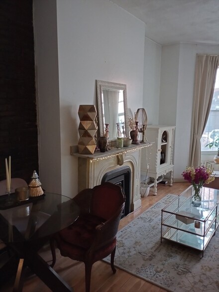 84 Chandler St Unit 2, Boston, MA 02116