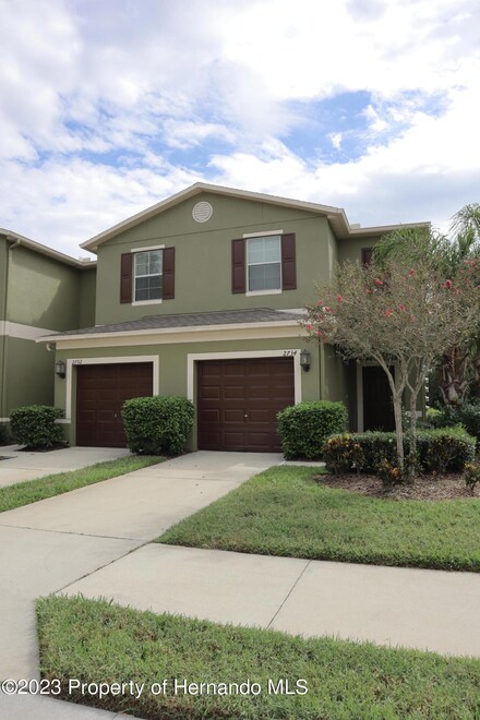 2732 Hampton Green Ln, Brandon, FL 33511