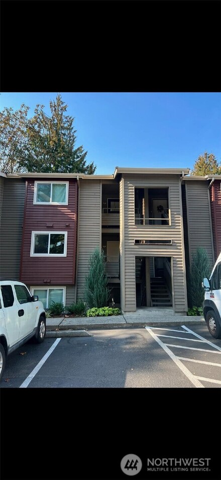 15711 4th Ave S Unit 23, Burien, WA 98148