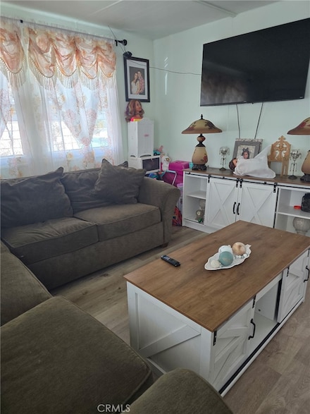 402 E Foothill Blvd, Pomona, CA 91767
