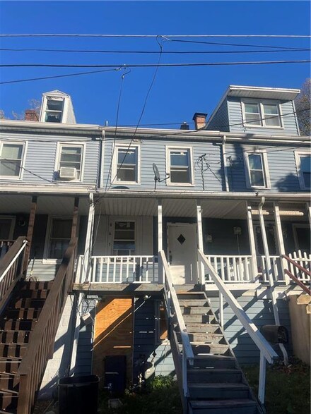 841 Constitution Dr, Allentown, PA 18103