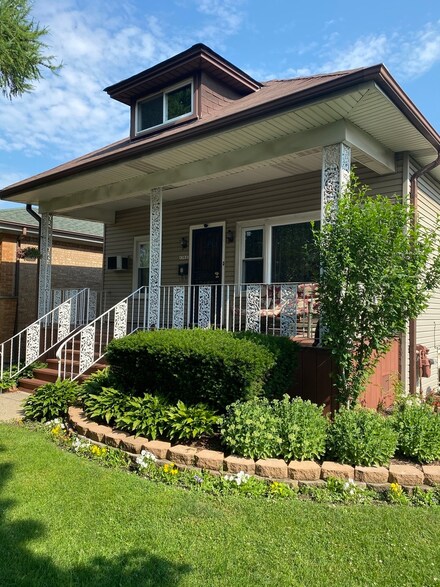 3748 W 58th Place, Chicago, IL 60629