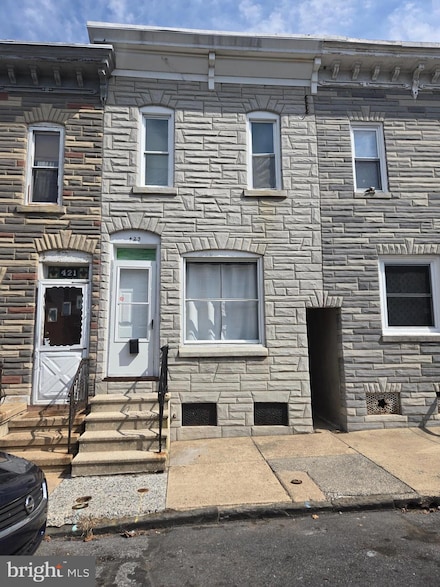 423 Orange St, Reading, PA 19602