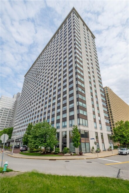 320 Fort Duquesne Blvd Unit 14E, Pittsburgh, PA 15222