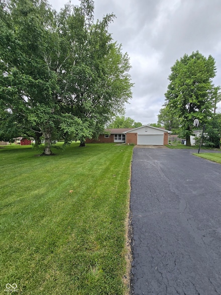9984 W Sunset Ln, Elwood, IN 46036