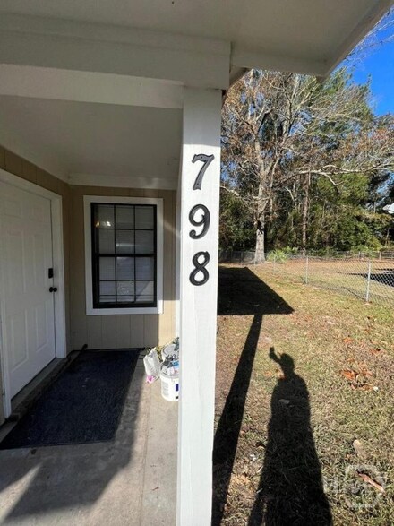 798 Madison Dr, Hinesville, GA 31313