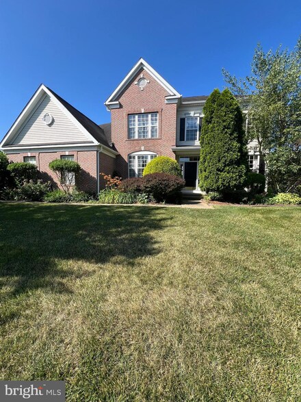 2 Jackie Cir, Middletown, DE 19709