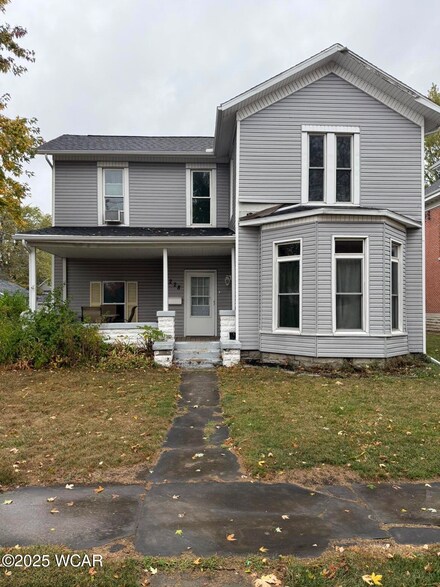 228 E 3rd St, Delphos, OH 45833