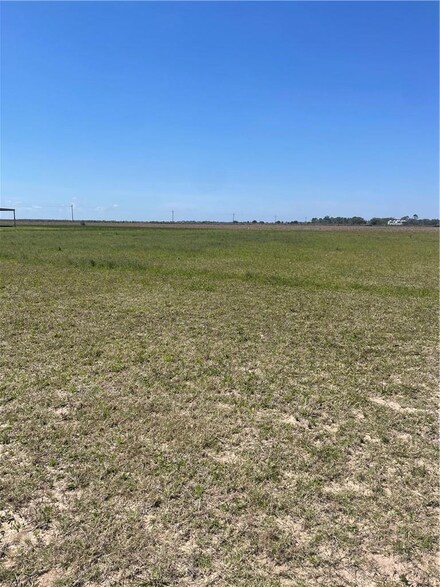 12041 Pousson Rd, Iowa, LA 70647