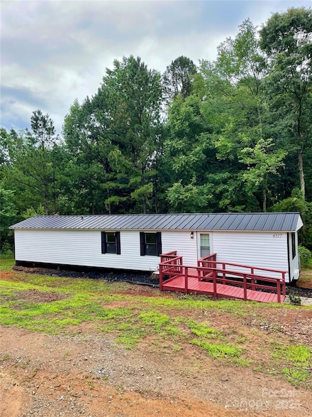 6517 Helens Way, Denver, NC 28037