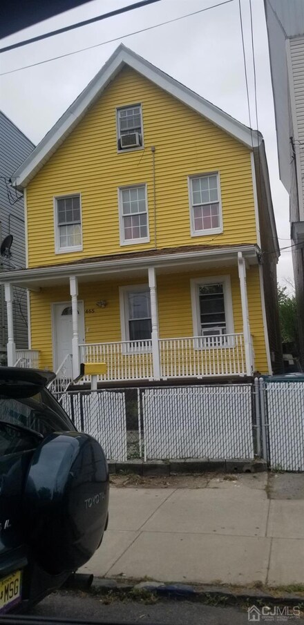 465 Mechanic St, Perth Amboy, NJ 08861