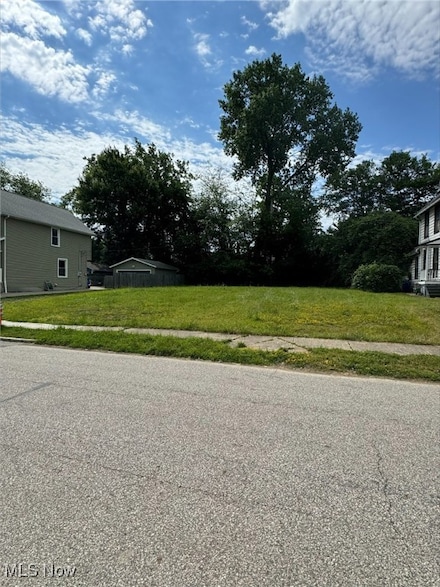7427 Rutledge Ave, Cleveland, OH 44102
